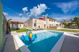 Indigenous House Komez - Štokovci