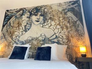 Hotels Logis Hotel Medieval, Montelimar Nord : photos des chambres
