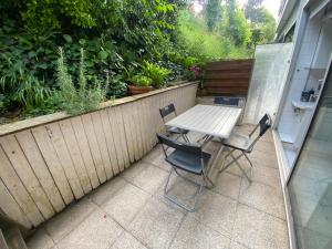 Studio cosy avec terrasse, proche Parc Mauresque et plage - FR-1-374-225