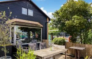 Gorgeous Ship In Loosdrecht With Wifi - Hilversum