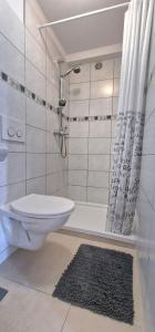One-Bedroom Apartment room in Apartments & Rooms Nada