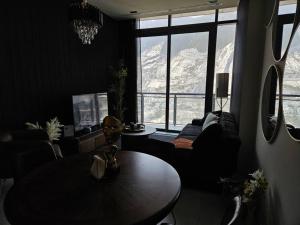 A 7 Minutos de San Pedro Lujoso Penthouse