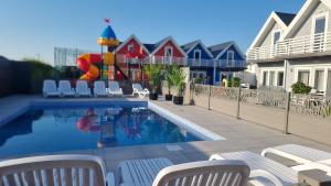 Domki z basenem MORZA SZUM