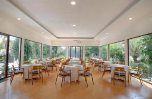 Nirvana Hotel Resort Tetebatu