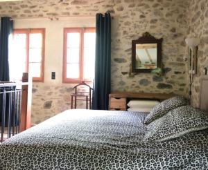 Maisons de vacances Gite du grand cedre : photos des chambres