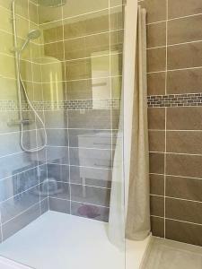 Maisons de vacances Maison 6 personnes piscine privee proche Sarlat : photos des chambres