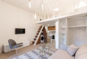 Mini Condos 4 D1 Ground floor with private patio