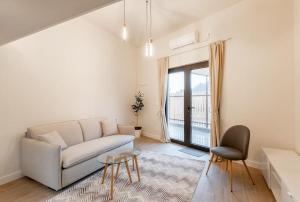 Mini Condos 4 D1 Ground floor with private patio