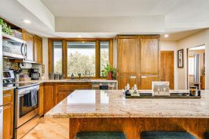 Oro Valley Retreat with Pool and Breathtaking Views!