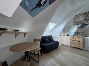 La Mer en Face - Vue sur la mer et les falaises