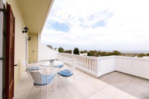 Kaminia Holiday Homes