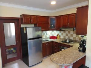 Apartment close to the beach with pool