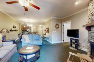 Summit Manor Condos Unit B3062
