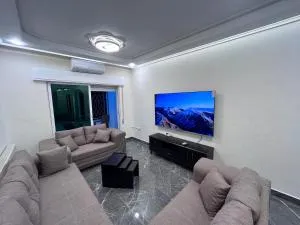 Skyline Serenity modern apartment 2 - Er Ruwāq