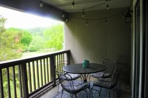 Jenny's Kickback Retreat - Melva