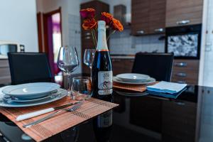 Villa Mirta- villa privata con giardino e piscina img15