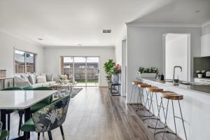 Shine Point Cook - Elegant Home Sweet Home