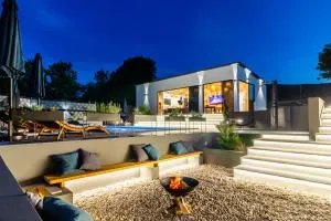 Jackal Holiday House - Lokvičič