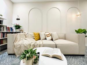 Nguyên căn nhà homestay 2 phòng ngủ, 3 gường, 45 Phạm Viết Chánh - 1 trệt - 1 lầu