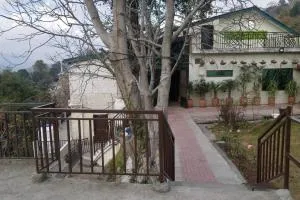 Woodsley Villa - مورى