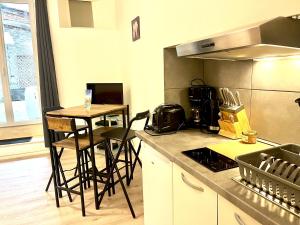 Appartement avec terrasse au coeur dAurillac