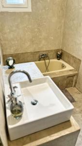 Villas Maison, Piscine, Jardin & Calme : photos des chambres