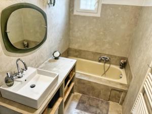 Villas Maison, Piscine, Jardin & Calme : photos des chambres