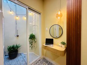 Nguyên căn nhà homestay 2 phòng ngủ, 3 gường, 45 Phạm Viết Chánh - 1 trệt - 1 lầu