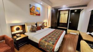 Hotel The Prime Balaji Deluxe, City Centre, With Free Airport Pickup