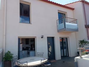 Villas Maison vue sur mer avec piscine : photos des chambres
