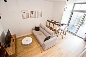 Montsejour - T2 climatisé avec filet et fauteuil suspendu