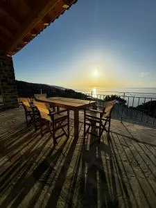 Lithos Apartments - Évdhilos