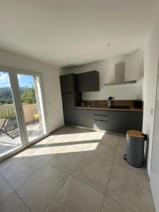 Appartements Bergerie avec spa vue montagne : photos des chambres