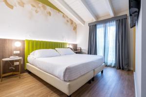 Economy Double or Twin Room room in Hotel Regina Elena 57 & Oro Bianco