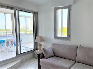 Appartement proche plage avec loggia, terrasse et parking - FR-1-790-12