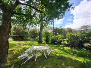 Maisons de vacances Echappez-vous a deux pas de la plage: Maison bretonne 6 pers. avec jardin et terrasse, St-Brevin - FR-1-364-172 : photos des chambres