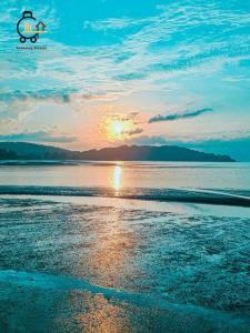1 min to Seaview & Sunrise Heart of Kuantan