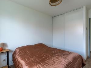 Maisons de vacances Maison climatisee a Parentis-en-Born, proche centre et lac, 6 pers, menage inclus - FR-1-319-560 : photos des chambres