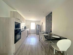 Maisons de vacances Maison de ville a Berck Plage, terrasse et garage, proche plage et commerces - FR-1-646-65 : photos des chambres