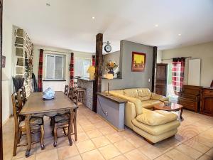 Charmante maison F4 avec terrasse proche Thermes et centre, animaux acceptés - FR-1-451-210