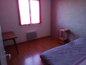 Maisons de vacances Maison 6 personnes Billom : photos des chambres