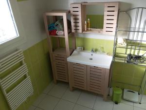 Maisons de vacances Maison 6 personnes Billom : photos des chambres