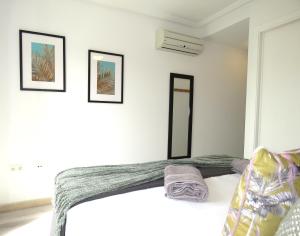 VILLAMARTIN PALMS stylish apartment close to golf and ocean with garden views