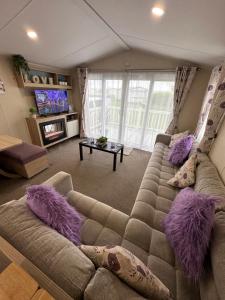 6 berth Waterside Ingoldmells R10 SANTANAVAN 7 - Campsites, Ingoldmells