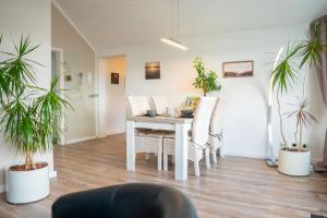 SmartFewo Apartment Sauna Balkon Parkplatz