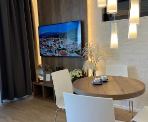 Infinity N5 Villa Brzet