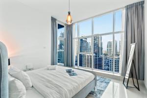 Cozy Heaven with full Marina View