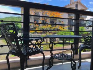 Phòng Giường Đôi Có Ban Công (Double Room with Balcony)