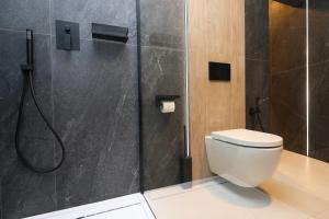 Suite Garibaldi 54 Renovated 1BR in Old Town Olbia img42