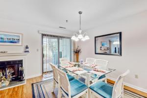 Spring Lake --- 20784 East Dr Unit 503